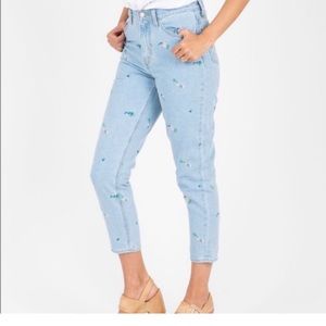 Levi’s mom jeans floral embroidery
